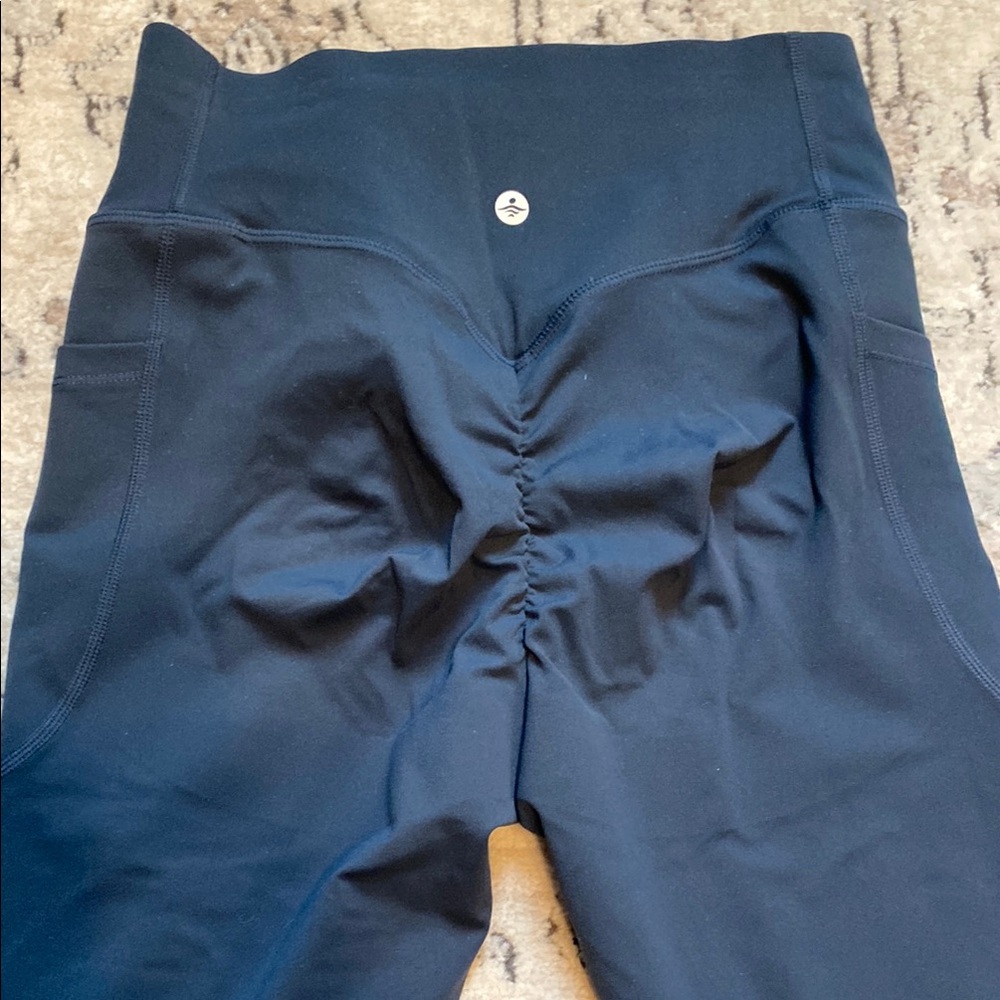 Halara it leggings, “the butt lifter” Navy Blue Leggings